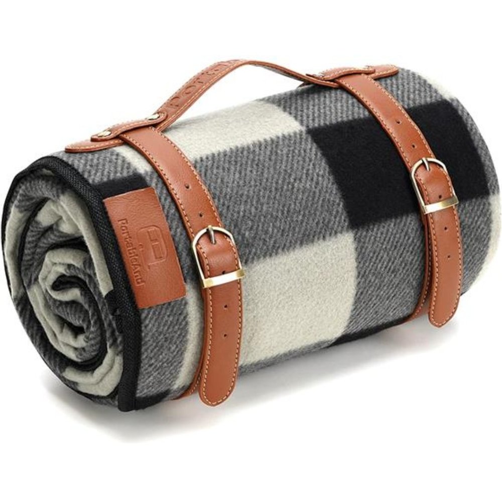 Extra Large Picnic & Outdoor Blanket for Water-Resistant Handy Mat Tote